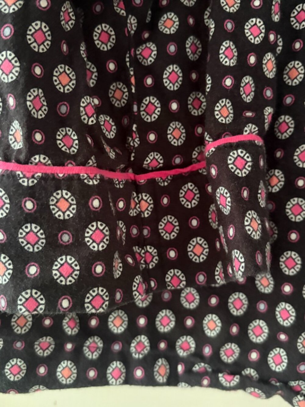 Victoria's Secret Pajama Top Black Pink Geometric Size Small - Picture 4 of 8